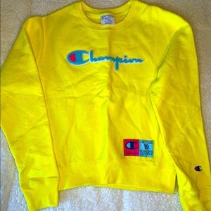 Women’s Champion Crewneck Yellow Size Small Retro